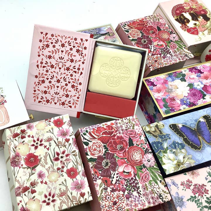 All Little Cute Things – wholesale Bar Soap – Music Box with Scented Soap Assortment3