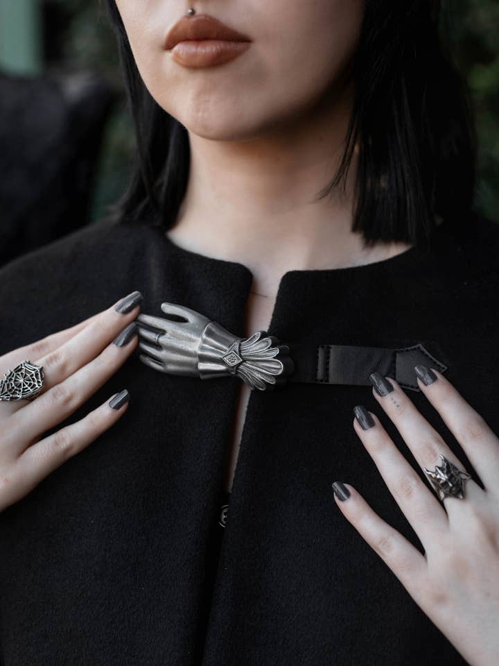 Lively Ghosts - Wholesale Cape - Women's - Seance Cape7