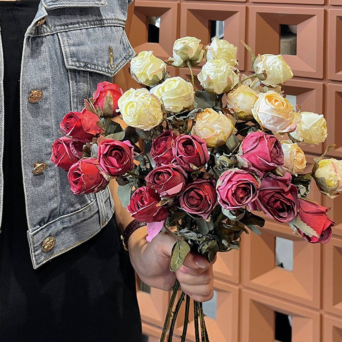 ACCITY - Wholesale Artificial Flowers - High-End Burnt Edge Rose Bouquet for Table Decor_CWMM658815