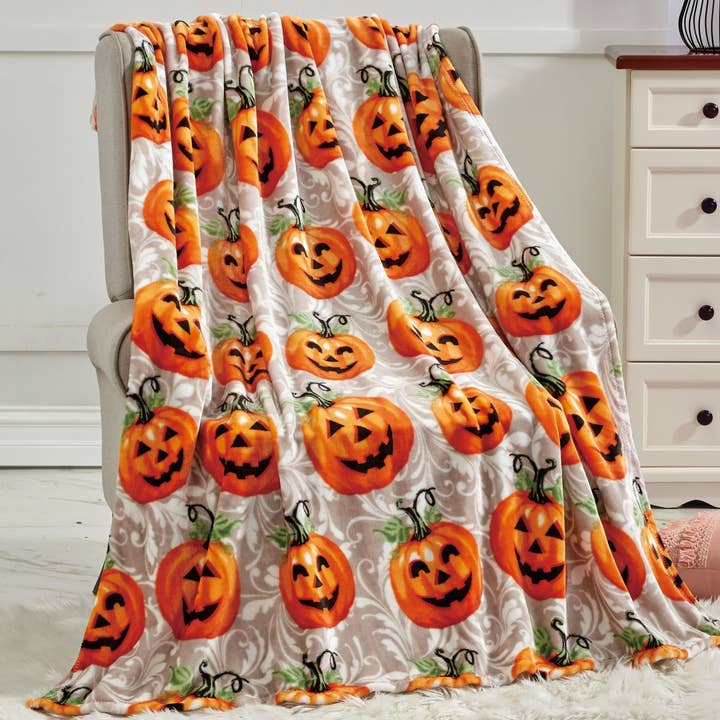 Infinite Basics - Wholesale Throw Blanket - Christmas Blanket Cozy Festive Holiday Throw Blanket 50" x 60"16