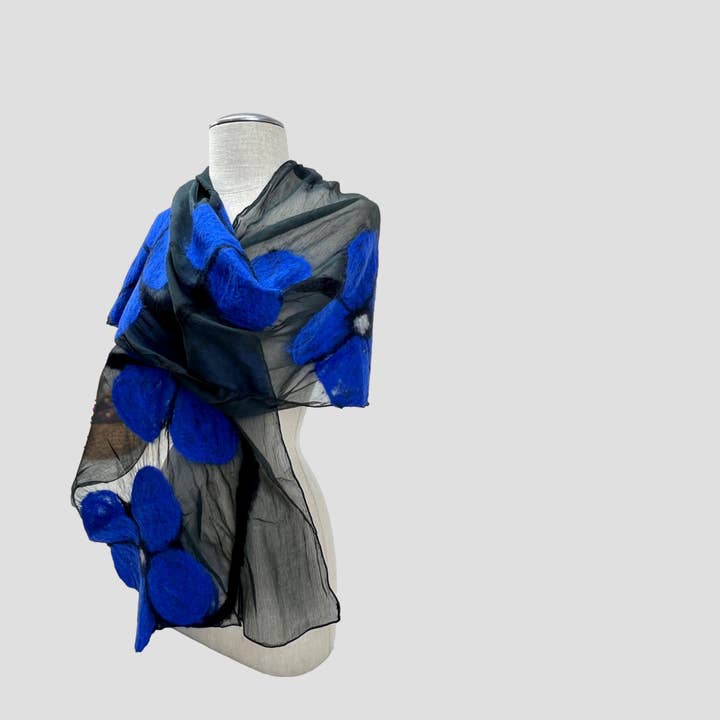 Feltiful - Wholesale Scarf - Women's - Blue Flower Wet Felt Scarf1