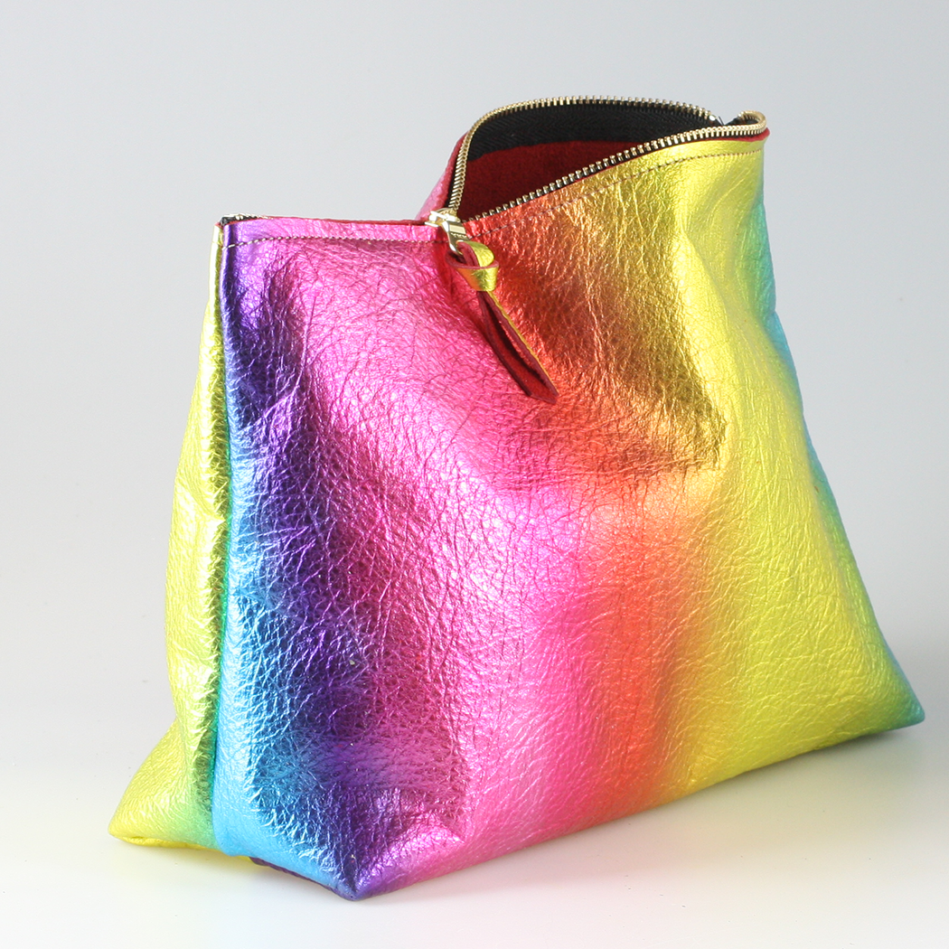 Zina Kao Exclusives - Wholesale Make-up tas/toilettas - De Metallic Make-up Clutch: 3 maten! (Stewart/Martin/Loren)25