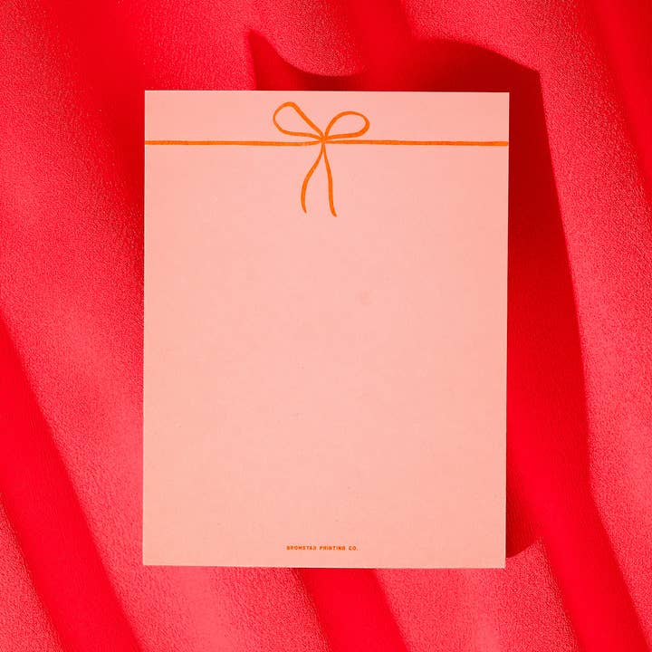 Bromstad Printing Co. – Großhandel Notizblöcke – Notizblock Bow im A2-Format mit Risograph-Druck