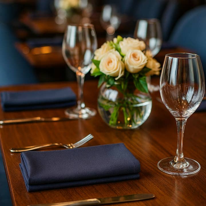 Fennco Styles - Wholesale Dinner & Cloth Napkin - Navy Blue Solid 20" Dinner Napkin1