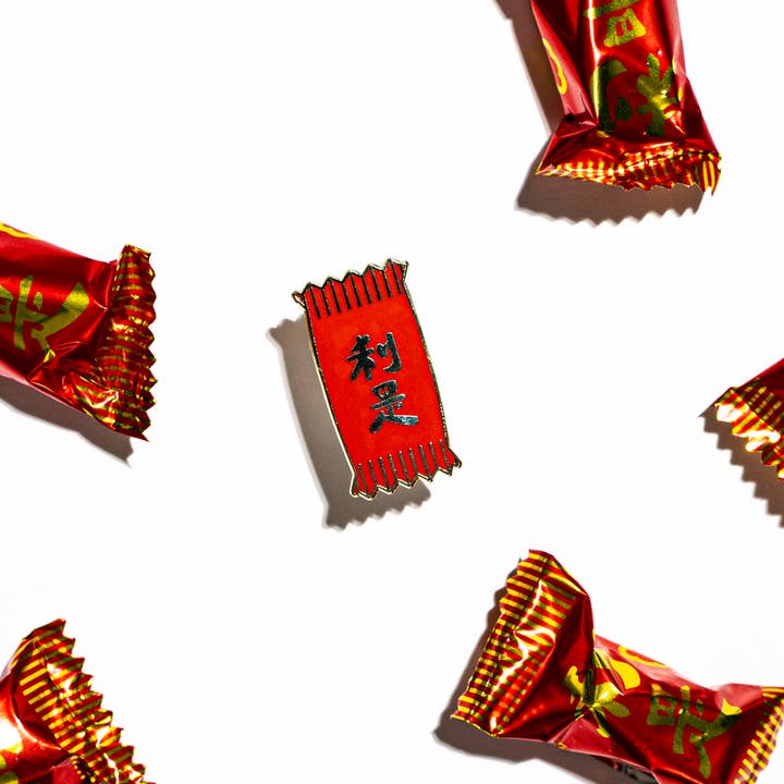 Épinglette en émail Lucky Candy pour la vente par Sherry's Palette