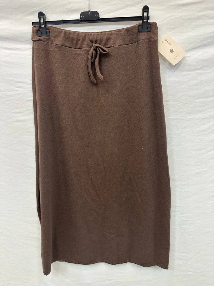 Mimi & Gogo - Wholesale Skirt - Women's - Long Skirt With Slits @6930_JuFenteUni5