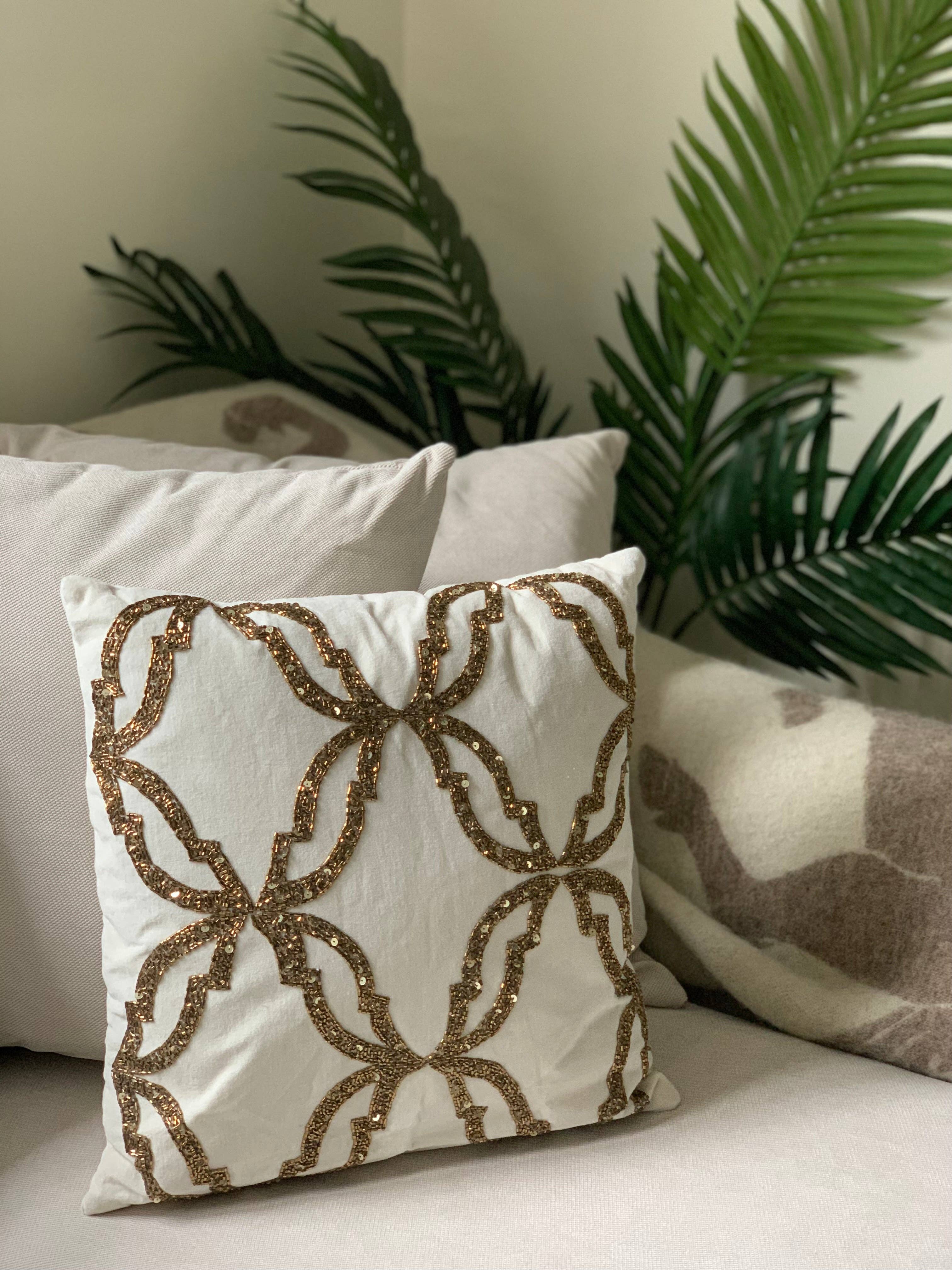 Noori Rug - Wholesale Throw/Decorative Pillow - Brix Throw Pillow, Ivory (18"x18"x3")