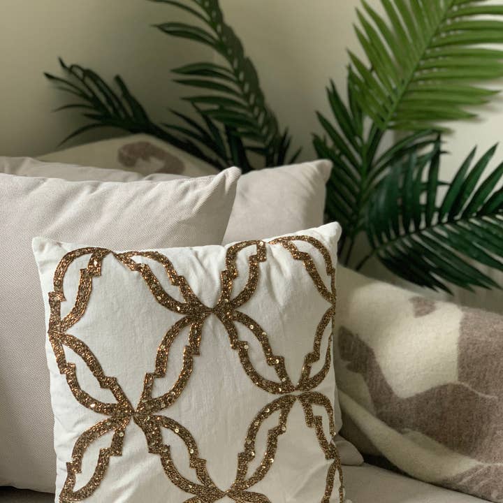 Noori Rug - Wholesale Throw/Decorative Pillow - Brix Throw Pillow, Ivory (18"x18"x3")