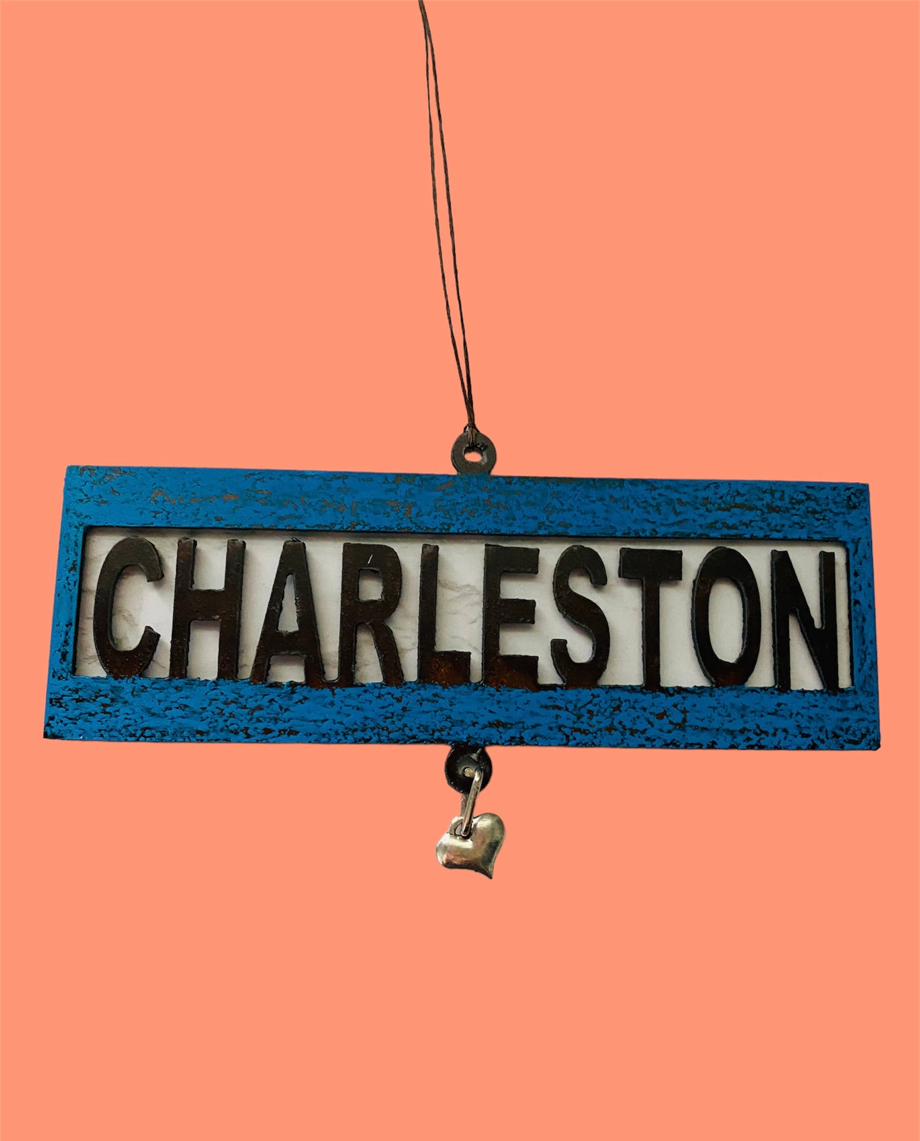 Whimsies - Vendita all'ingrosso Campanelle a vento - Scacciapensieri State Wind Chimes, cuore in peltro, con nome Pride, souvenir a goccia, USA2