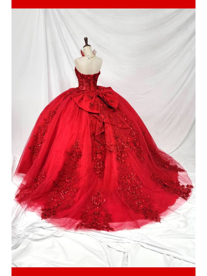 Red Sweetheart neckline quinceanera dress CHF3129 for wholesale on Faire13