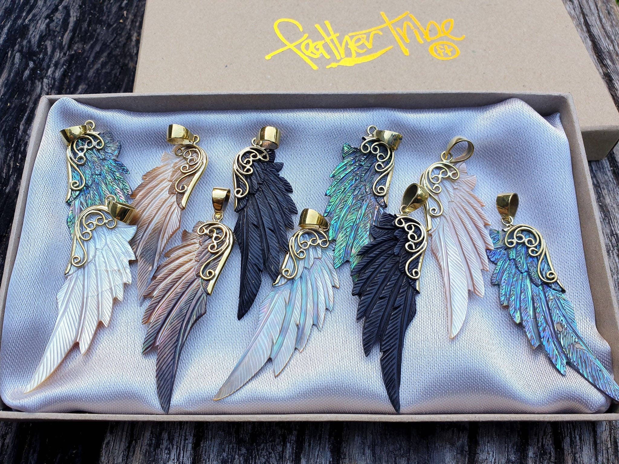 Feather Tribe - Vente Colliers à pendentif - Pendentif Aile d'Archange Michel5