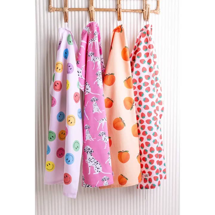 Lempi Lifestyle - Wholesale Tea Towel - Käsipyyhe Mansikka-printillä
