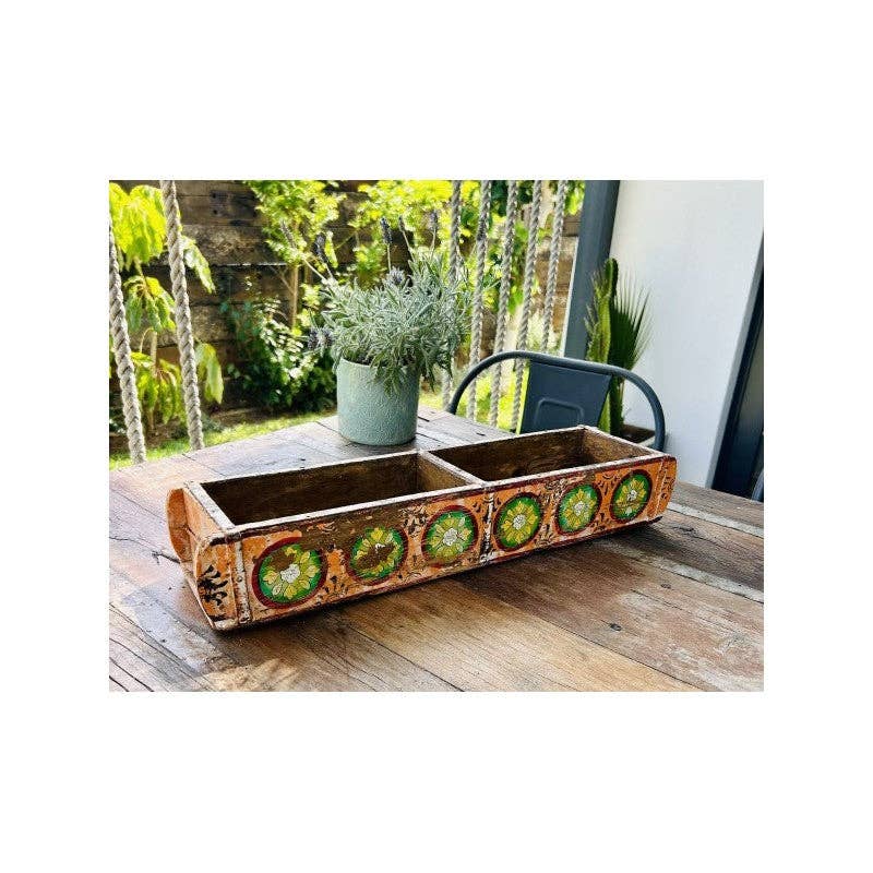 Paloma Black (Casa Natura Design, S.L.) - Wholesale Decoratief dienblad - Traditionele Oude Indiase Dubbele Baksteenmal Met Retro Handvat1