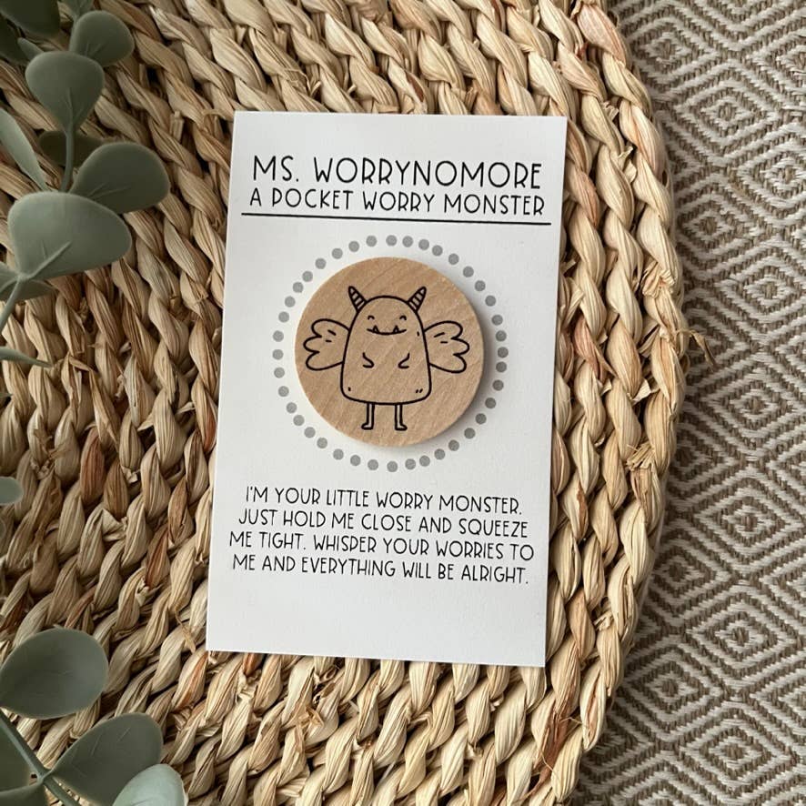 Handmade by Hammero - Vendita all'ingrosso Moneta/gettone ricordo - Mostro delle Preoccupazioni Abbraccio Tascabile - Gettone Inciso in Legno0