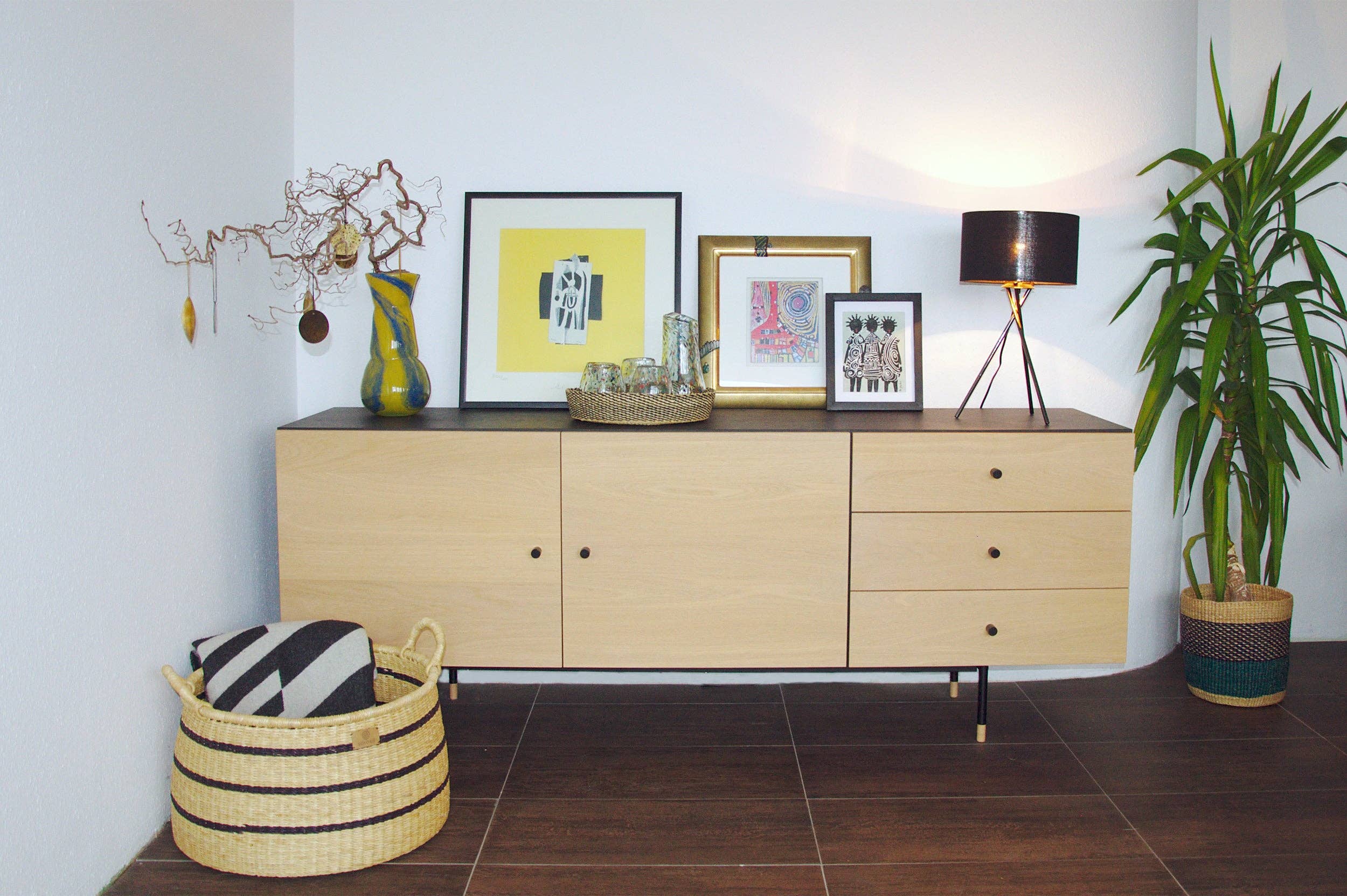 SOLOKO – wholesale Korg – Enyo flätad korg | Förvaringskorg | Handgjord i elefantgräs2