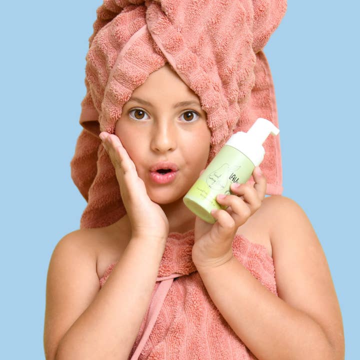LAV Kids – wholesale Ansiktsfuktkräm – Daglig ansiktsrutin med Super Hydrate-återfuktare