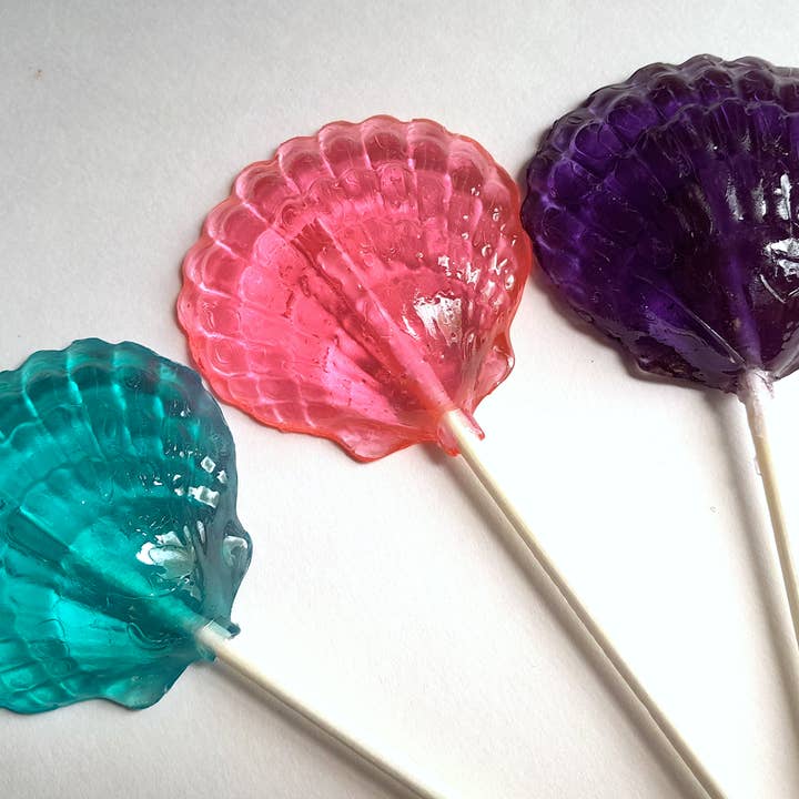 Seashell Lollipops in Various Colors for wholesale by Homespun Parties