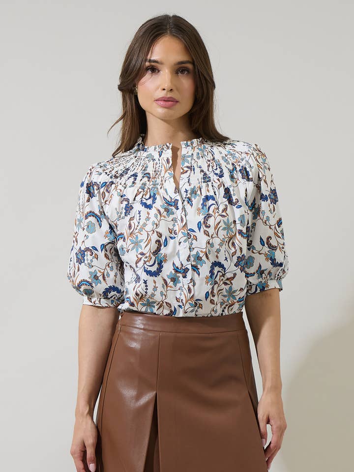 Ralston Floral Blossom Gesmokte Top met Opstaande Kraag voor wholesale door Sugarlips