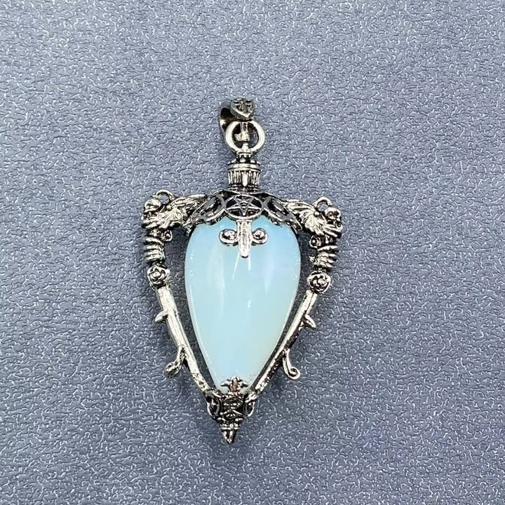 Mio Queena - Wholesale Spiritual Stone/Crystal - Vintage Stone & Crystal Bottle Charm Pendant - CS13