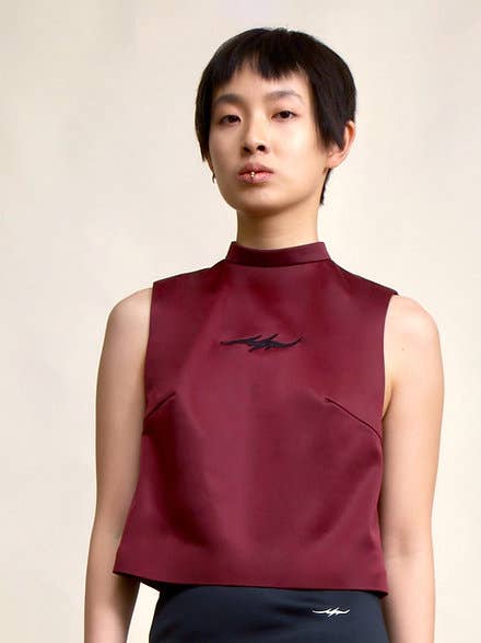 Lastal - rotes Top - schwarzes Logo für den Großhandel von VOLROSE