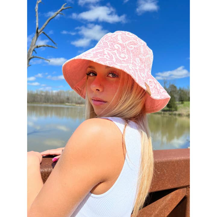 Vendbar blonder C.C Bucket Hat BK3946 for engroshandel hos C.C Beanie