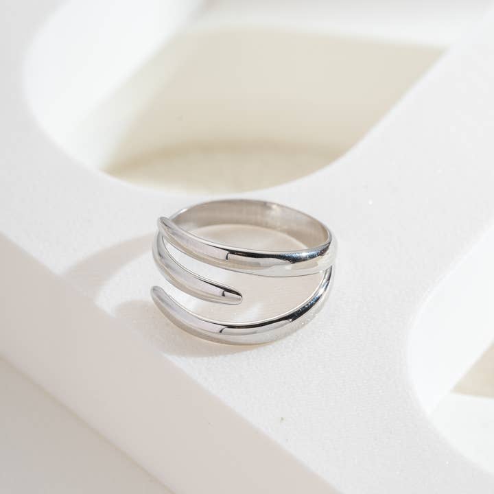 COSMOS - Wholesale Band/Stacked Ring - Elegant Minimalist Modern Timeless Chic Ring1
