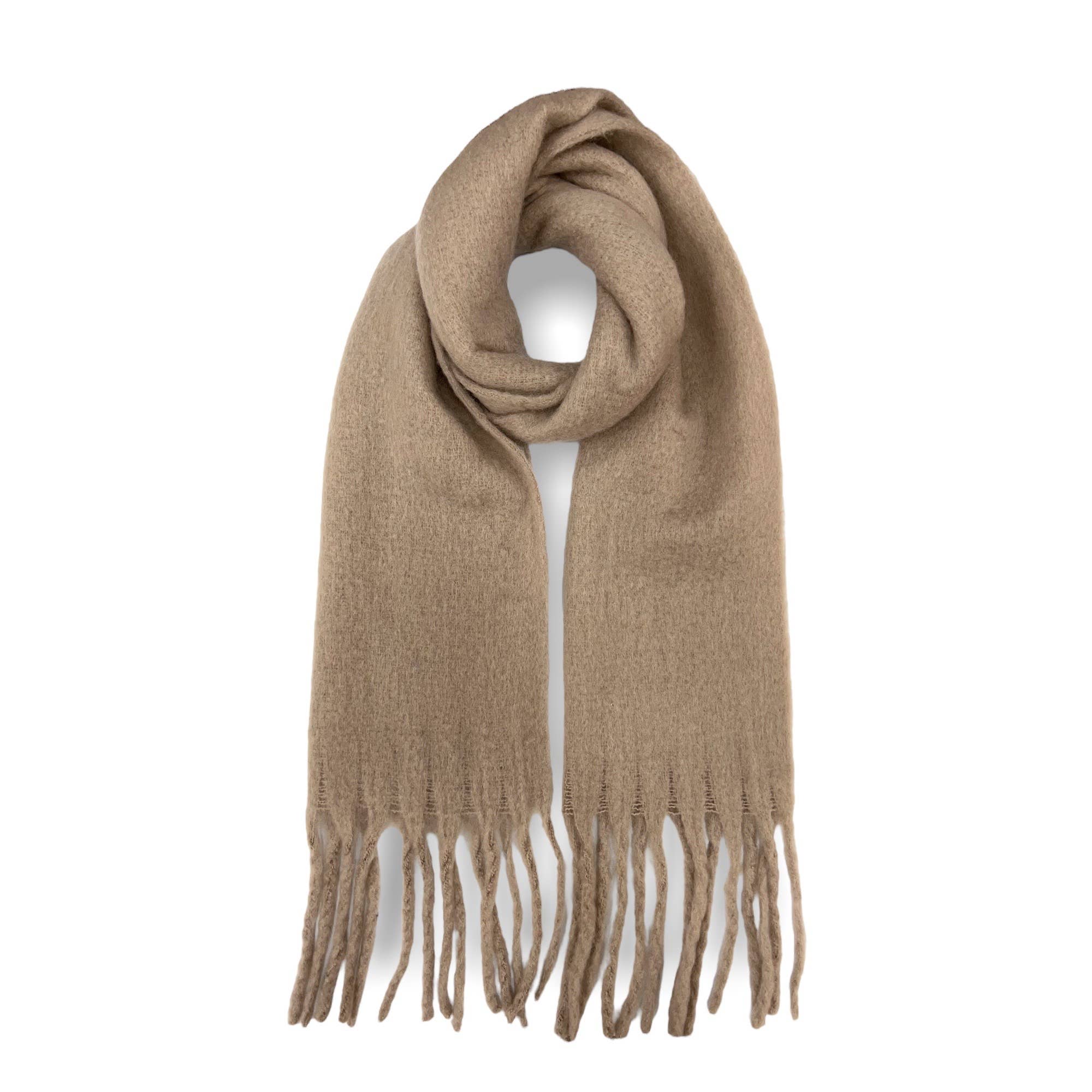 London Scarves - Wholesale Scarf - Women's - Plain chuncky fluffy scarf8