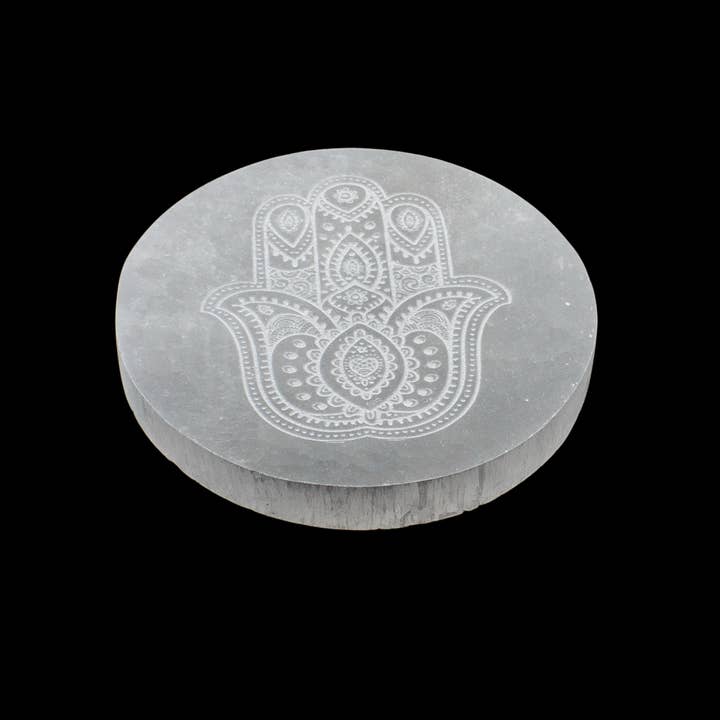 Selenite Engraved Round Shemoni Hamsa Charging Plate and other Purchase Wholesale accessori cellulari prezzi. Free Returns & Net 60 Terms on Faire trending on Faire.