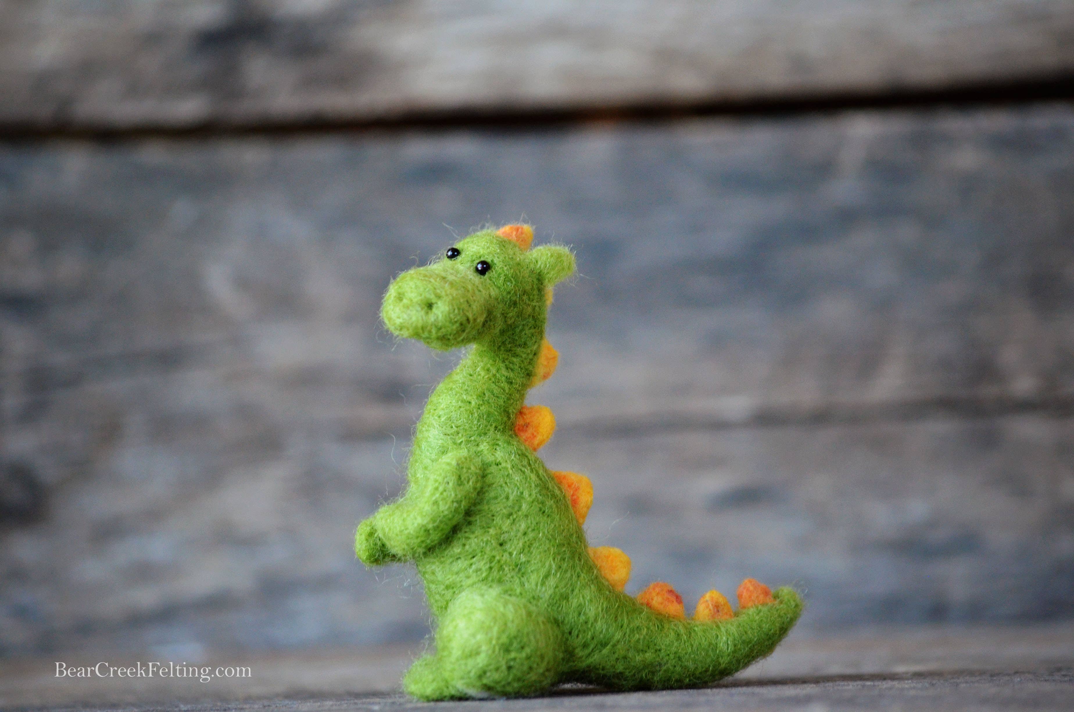 Bear Creek Felting - Vente Kits de couture - Kit de feutrage Dragon Needle12