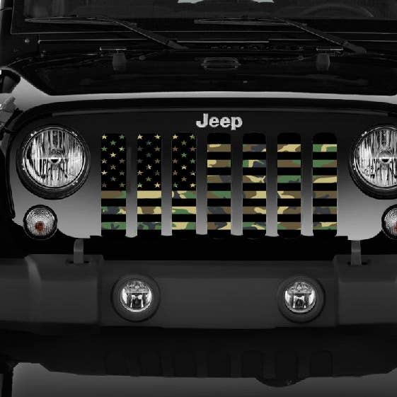 Drapeau américain Woodland Camo pour Jeep avec insert de calandre Wrangler pour la vente par Dirty Acres