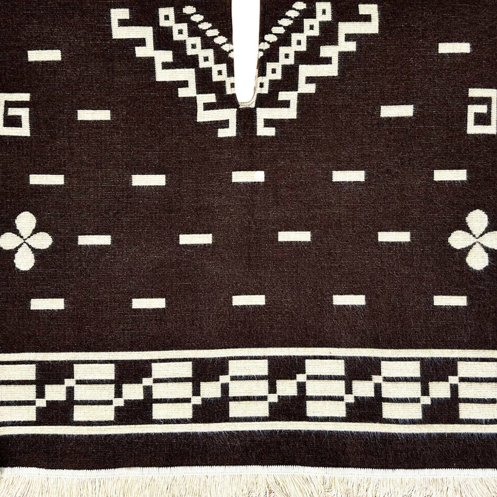 ECUALAMA – wholesale Poncho – Kids – Kids Clint Eastwood Poncho cowboy Serape replica handmade of Alpaca wool Unisex - brown7