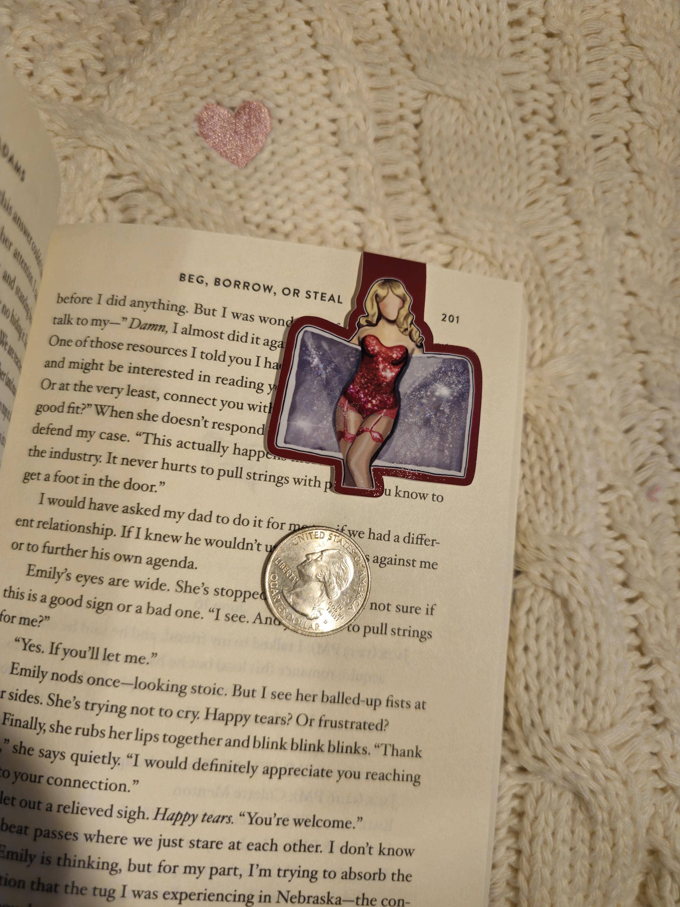 Like Starlight Studio - Wholesale Bookmark - Sabrina Carpenter Short and Sweet Magnetic Bookmarks4
