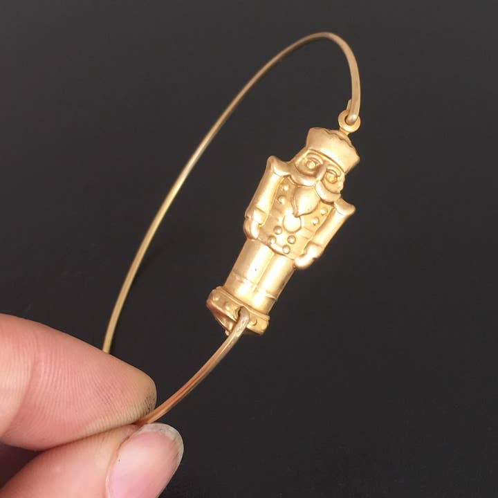 Frosted Willow - Wholesale Charm/Dangle Bracelet - Nutcracker Bracelet, Holiday Accessories, Winter Accessories