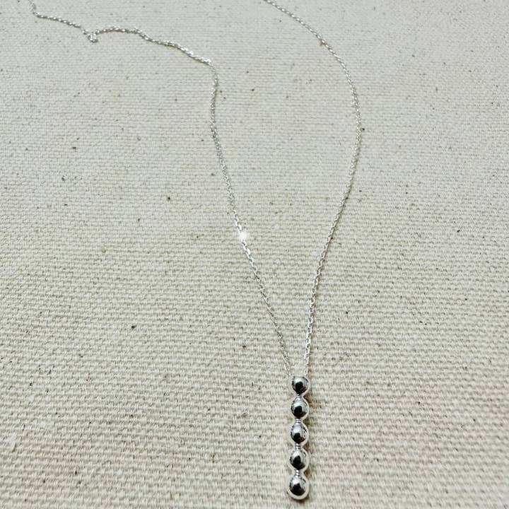 Collier Mila pour la vente par The Silver Root