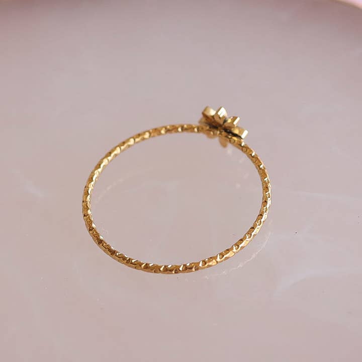 MeloMelo - Wholesale Band/Stacked Ring - April - Enamel Daisy Ring