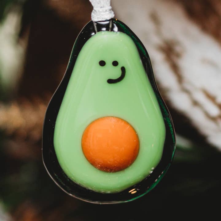 Décoration en verre fusionné Avocat pour la vente par Station pôle Nord inc.