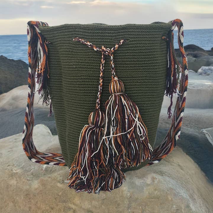 Kayla Unicolor Grote Handgemaakte Wayuu Mochila Tas voor wholesale door Wuitusu