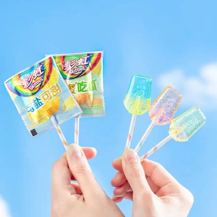Pops Distro Inc - Wholesale Lollipop - Skittles Tea Lollipops - Green (2oz) (China) 8-Pack