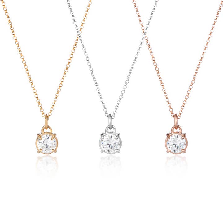 Collana girocollo con ciondolo a forma di diamante CZ Solitaire per la vendita all'ingrosso da parte di One and One Studio