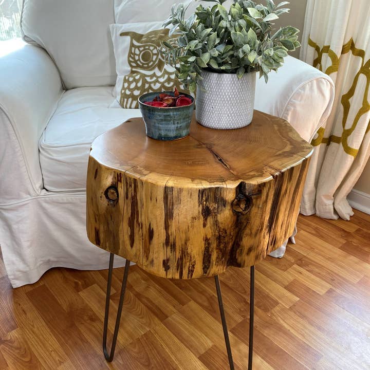 Shefford Woodlands - Vente Tables basses - Table basse en cyprès massif recyclé avec pieds en épingle à cheveux de 20 po de diamètre1