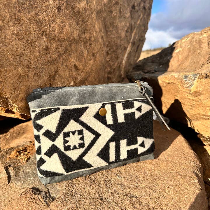 Lark & Moon - Wholesale Clutch Bag - Women's - Kinnikinnick Clutch - featuring Pendleton® Wool5
