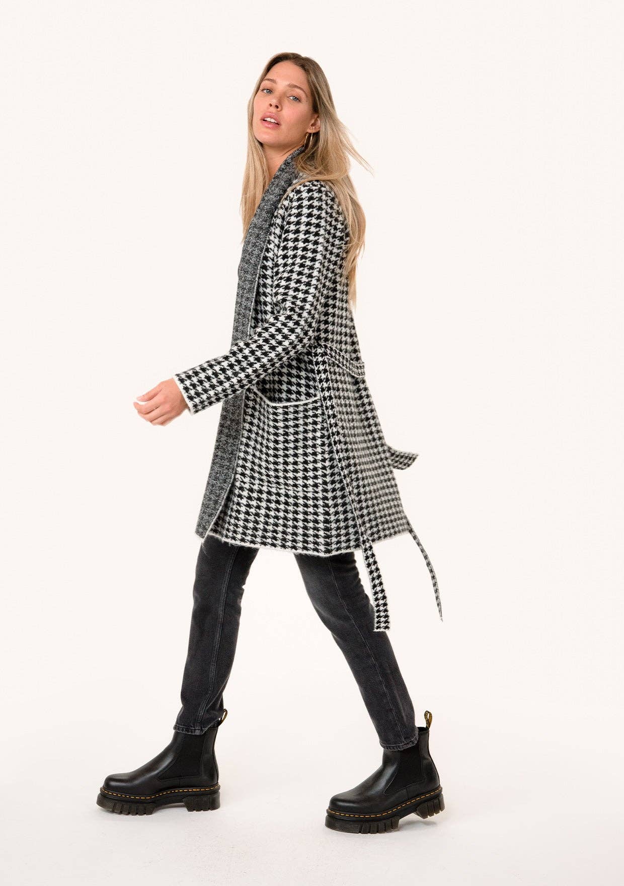 White Black Houndstooth Long Sleeve Belted Shawl Cardigan for wholesale on Faire3