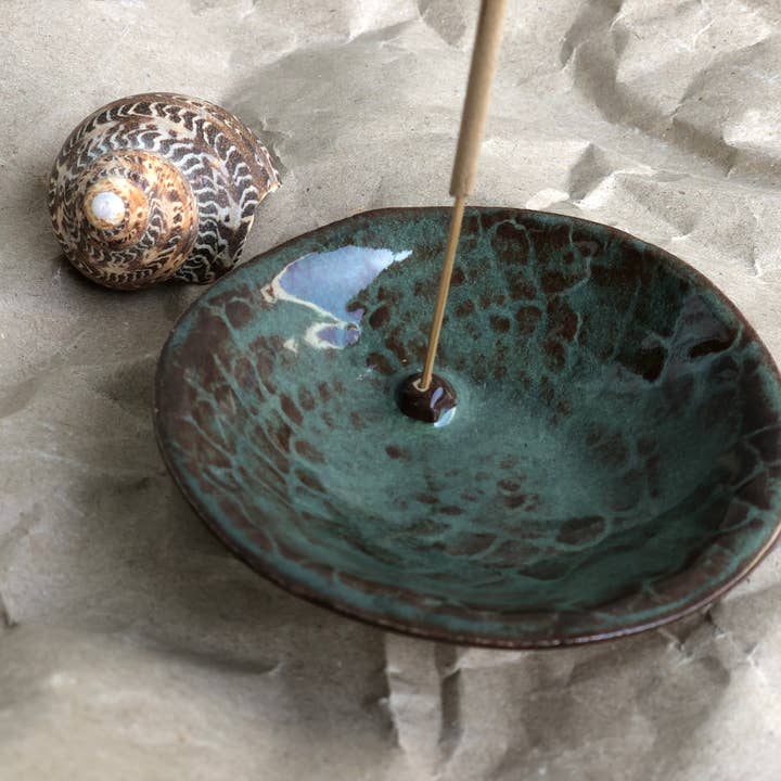 Porte-encens ovale (marron/vert) pour la vente par CeramiLu