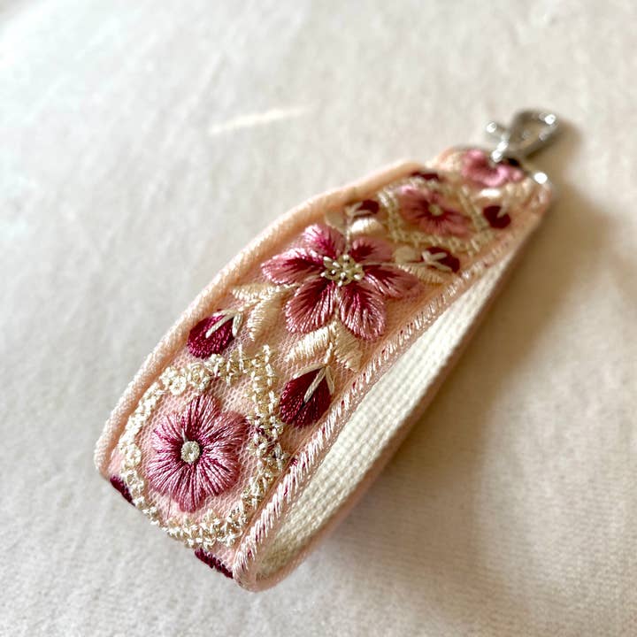 Temple of Treasure - Wholesale Keychain - Women's - Frost Bloom ~ floral fabric keychain with hook ~ pink