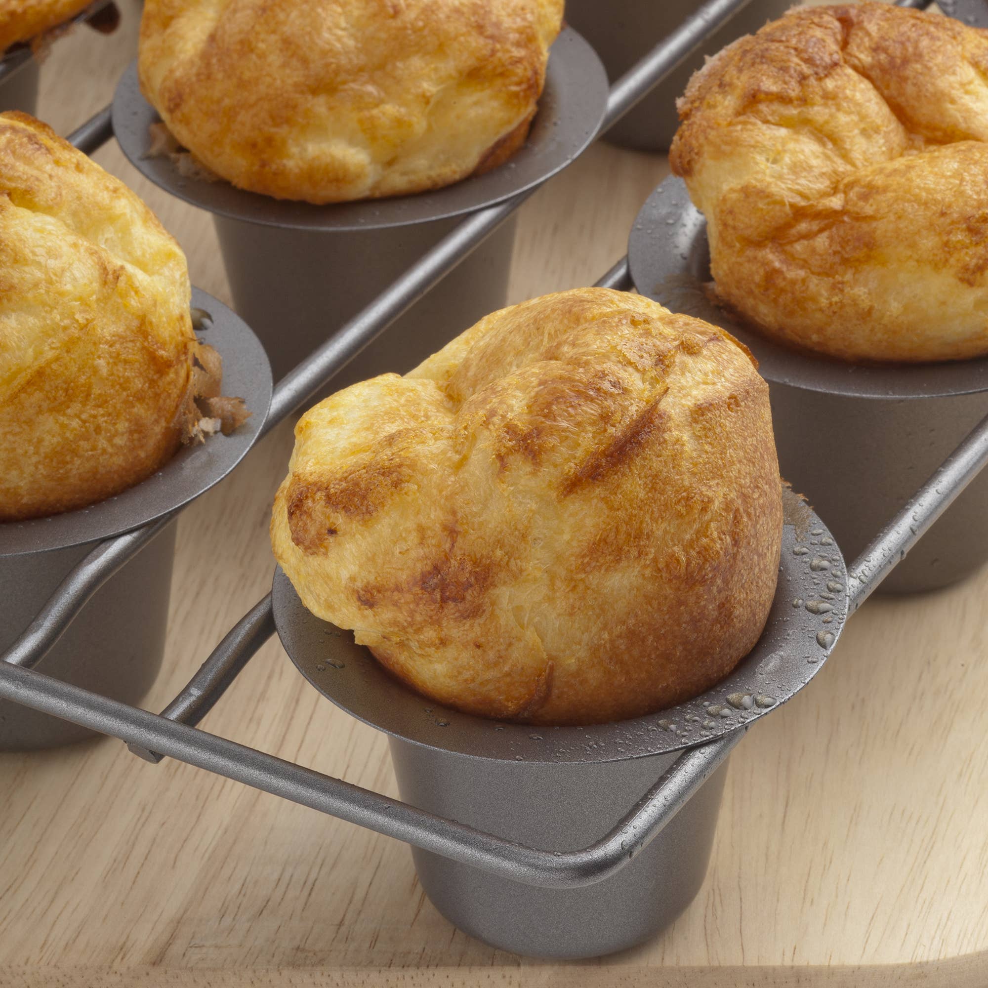 Fox Run Brands - Wholesale Baking Dish - Fox Run Preferred Non-Stick 6-Cup Popover and Muffin Pan3
