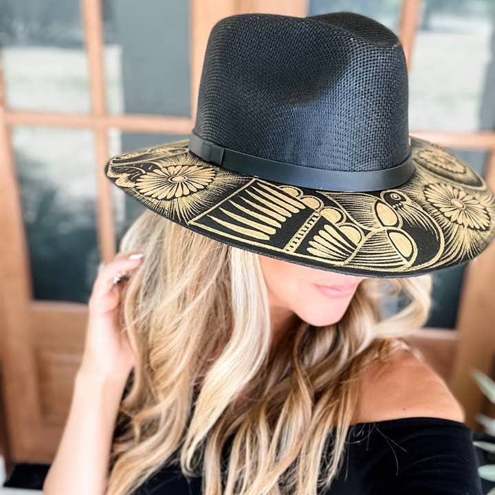 Origin Mexico – Engroshandel Bucket hat - Dame – Håndmalet westernhat i sort og guld1