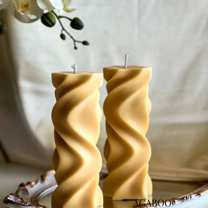 Agaboo Candle - Wholesale Novelty candle - Artistic Swirl Pillar Candle 7x2.5in6