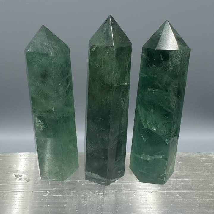 Torre di Fluorite Verde - Lotto di 3 per la vendita all'ingrosso da parte di Crystal Deal· Wholesale