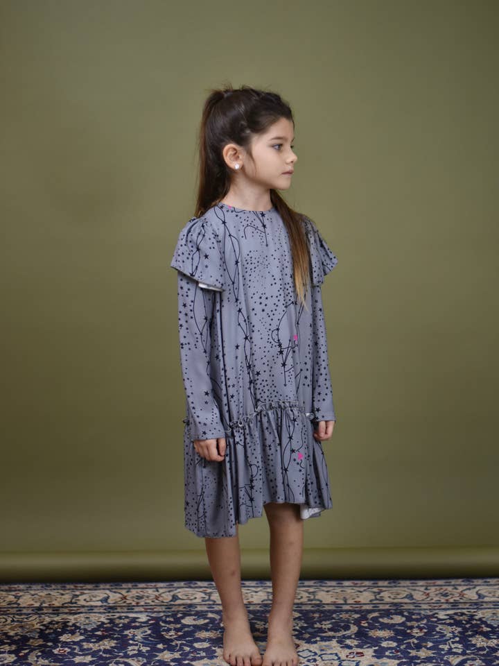 ROBE L15 AVEC VOLANT pour la vente par giroquadro