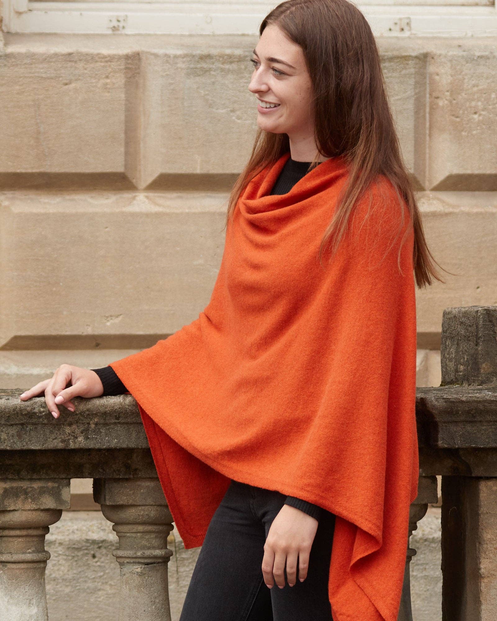 Cadenza Italy Ltd - Vente Poncho – femme - Poncho classique en mélange de cachemire30